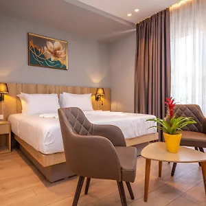 Azure 4* Sarandë